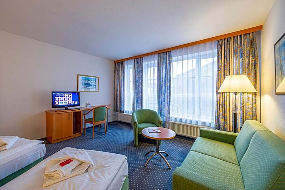 Hotel Rostock West im "Kritzmow Park"