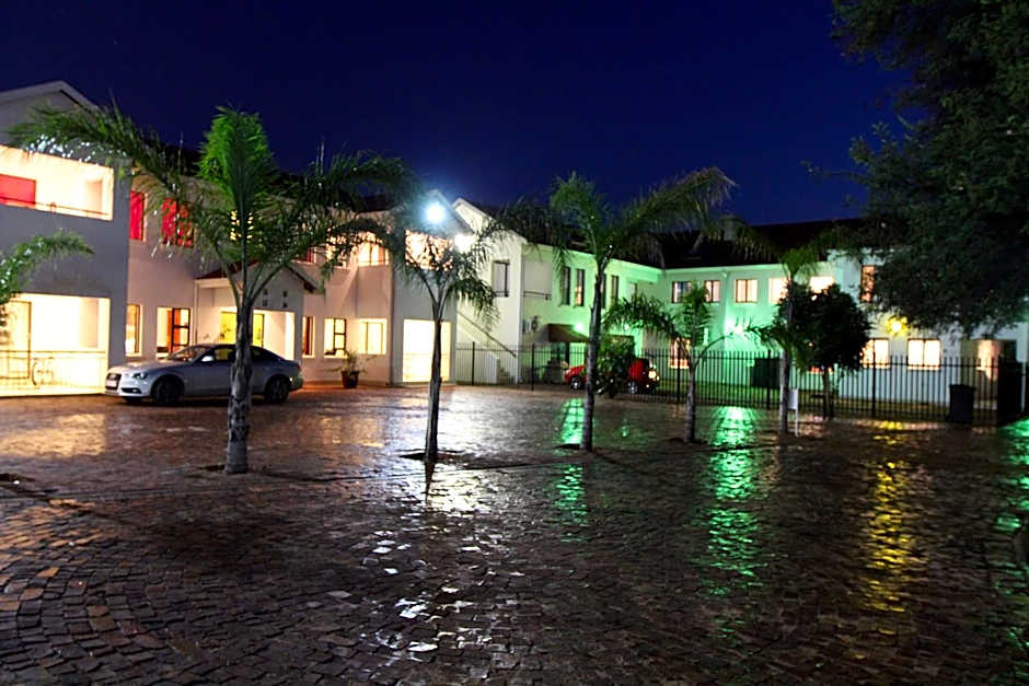 Casa Bianca Guest Lodge