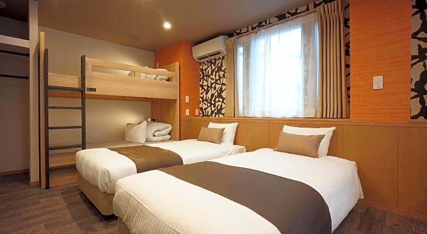 WIRES HOTEL James zaka