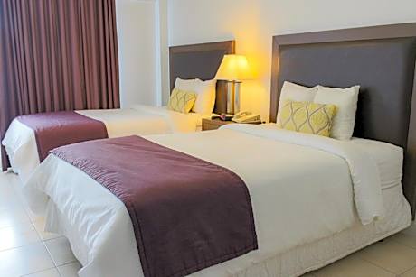 Standard Double Room with Two Double Beds - No Resort Fee