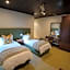 Swartberg Private Game Lodge