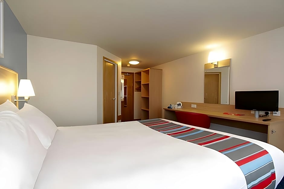 Travelodge Egham