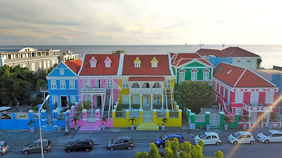 Scuba Lodge & Suites