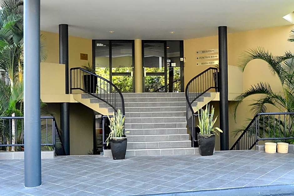Mt Ommaney Hotel Apartments