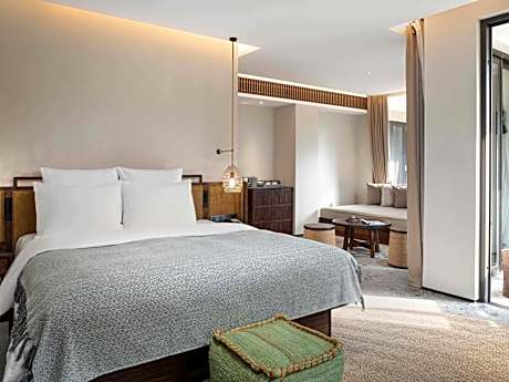 Executive King Bed Room