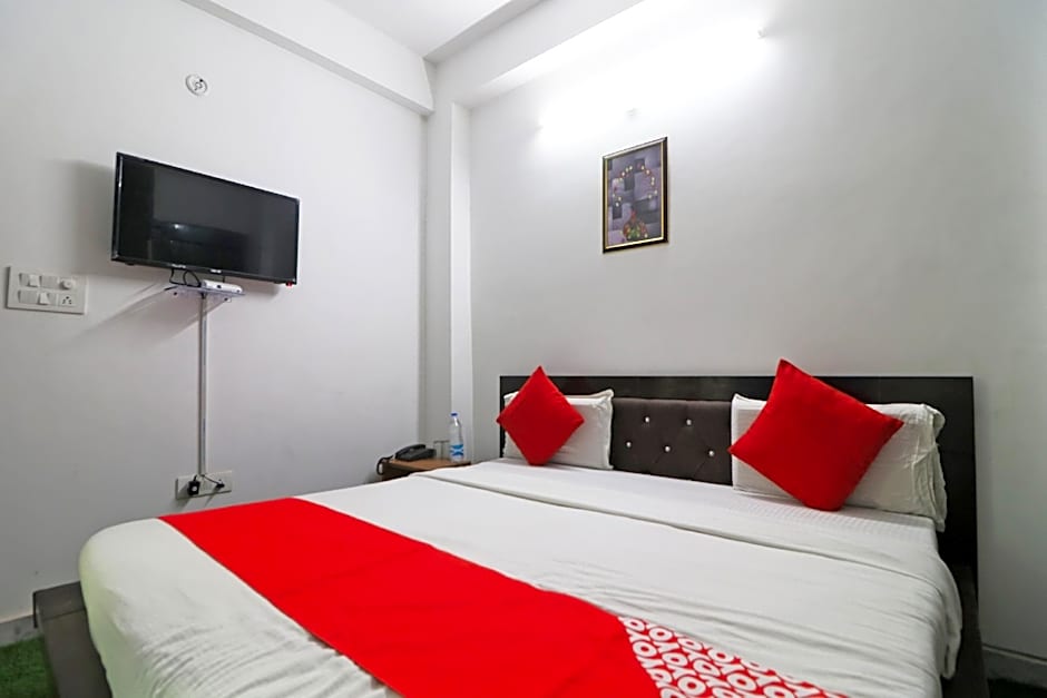 City Residency by OYO Rooms – Noida, DC