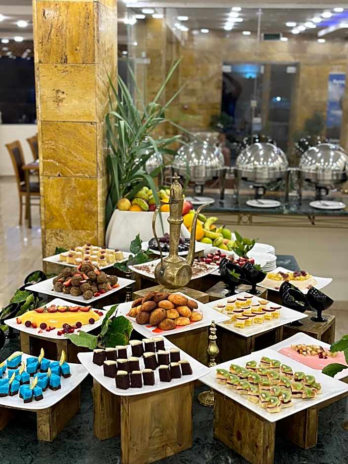 Sharah Mountains Hotel