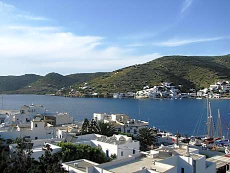 Studio with Sea View (3 Adults)