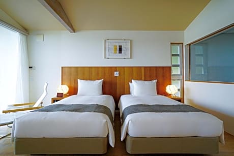 Deluxe Double or Twin Room with Ocean View