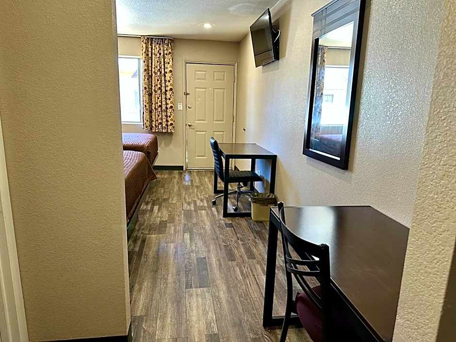 Hotel West Inn NAU - Downtown Flagstaff