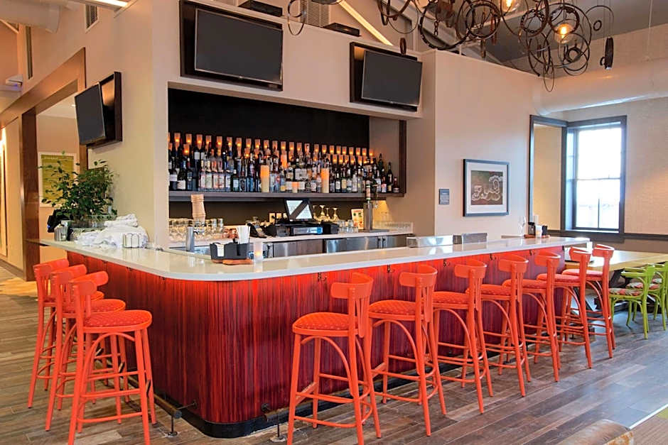 Hilton Garden Inn Burlington Downtown