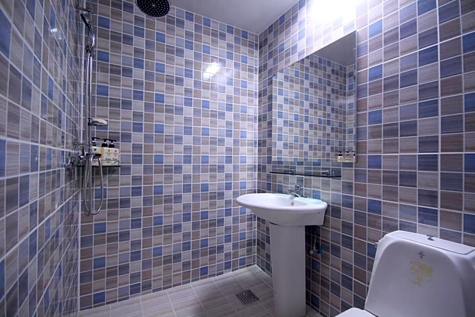 Gimhae Jangyu Check hotel