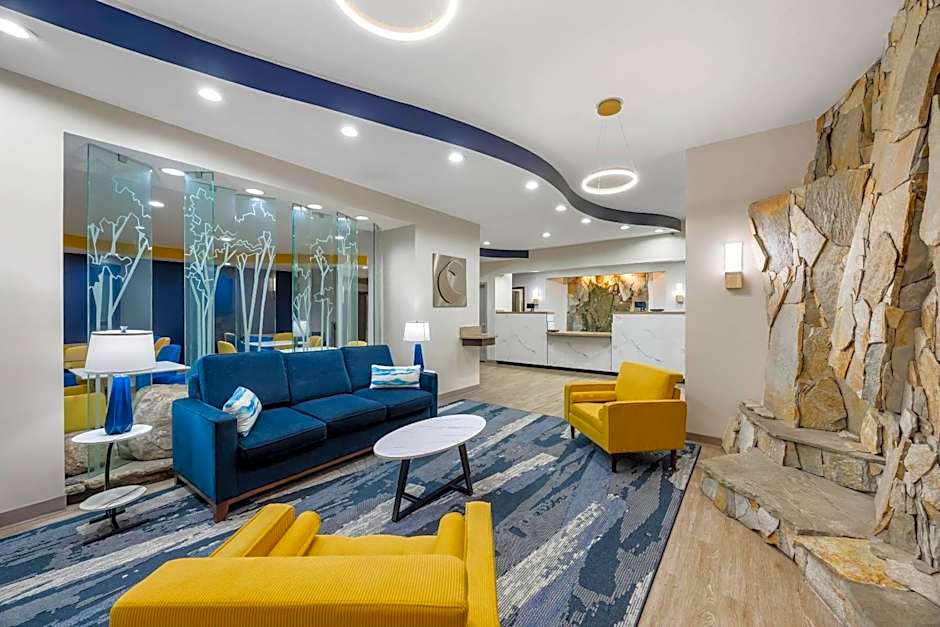 Comfort Suites Perrysburg - Toledo South