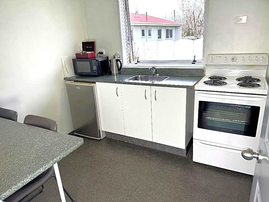 Charlton Motel