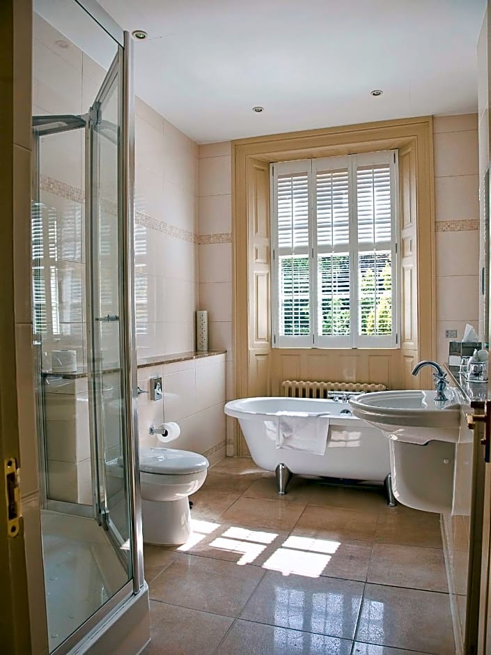 Macdonald Ansty Hall