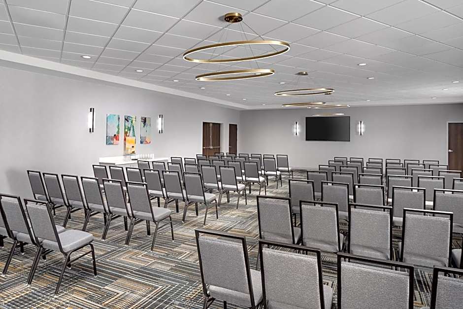 Homewood Suites By Hilton Midland