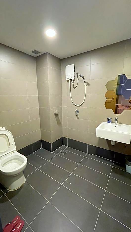 Atria Sofo Suites - Petaling Jaya