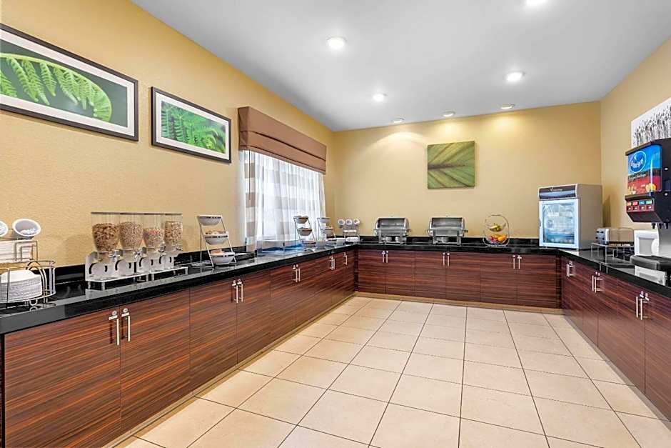 Sleep Inn & Suites