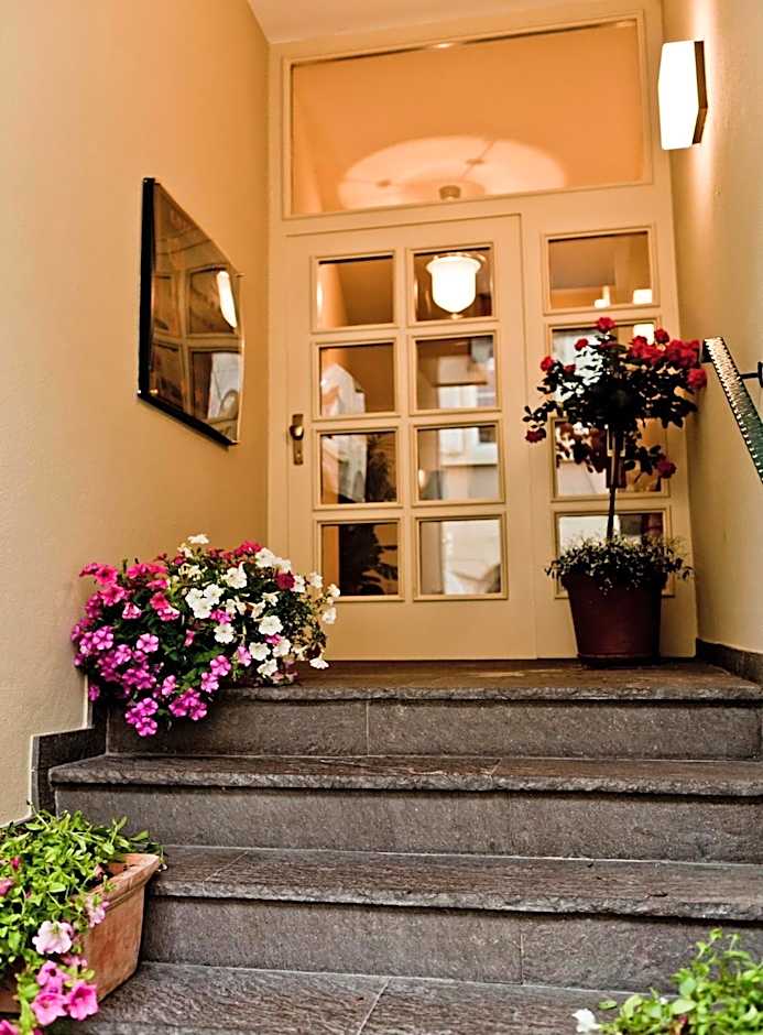 Suiten Hotel Dependance Laterne