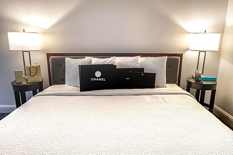 The Live Hotel