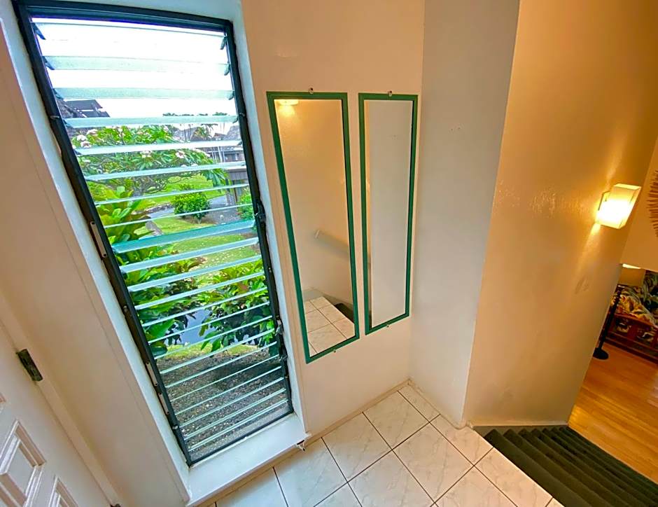 Beachfront 1 Bedroom Condo with Private Beach, Pool, Hot Tub