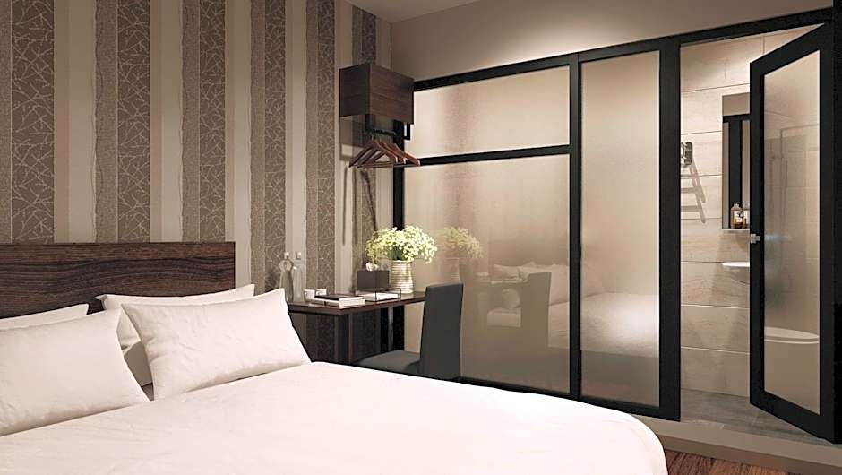 The Square Hotel