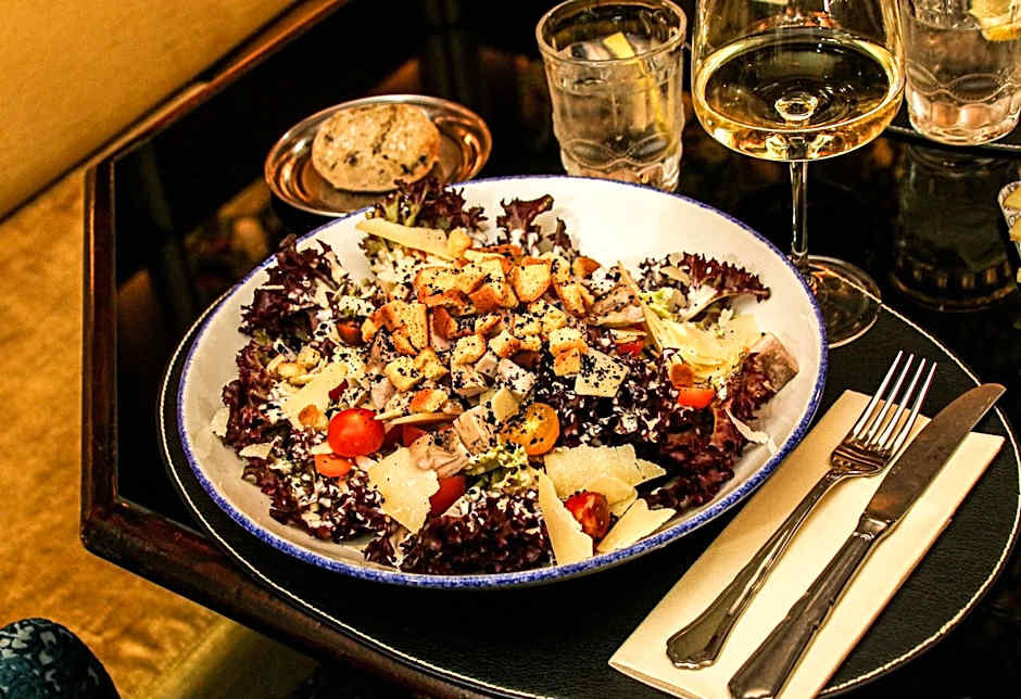 ICON Wipton by Petit Palace