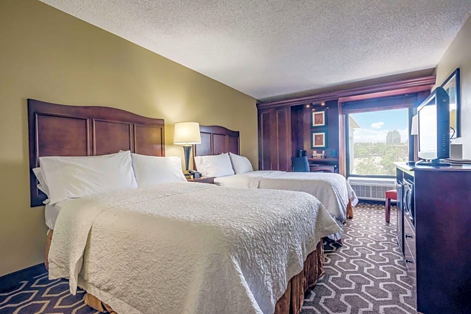 Hampton Inn By Hilton Tampa-International Airport/Westshore