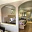 Island Suites Hobby Airport