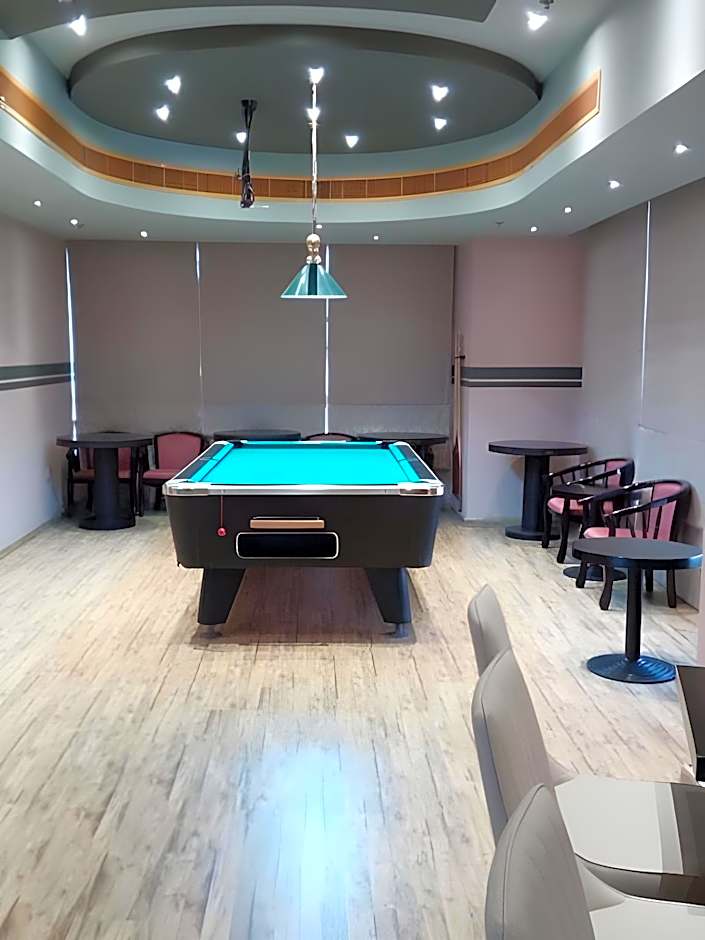 Royal View Hotel