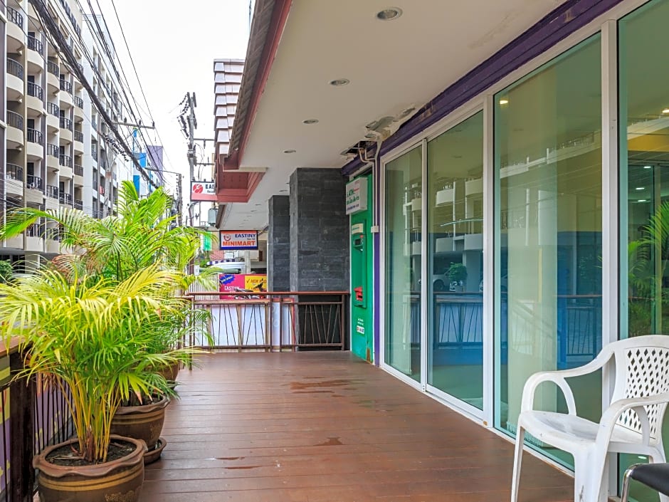 Eastiny Residence Hotel