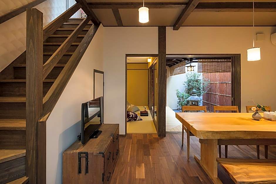 Fujinoma Machiya House