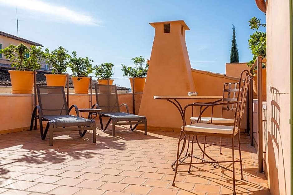 Yartan Boutique Hotel