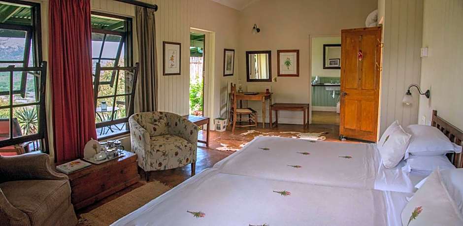 Three Tree Hill Lodge