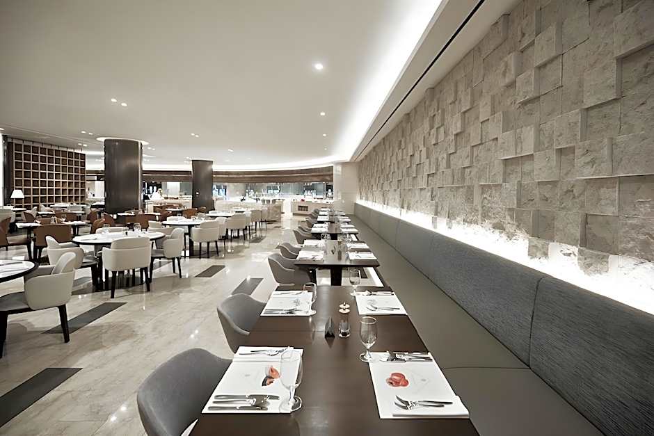 Jeju Shinhwa World Landing Resort