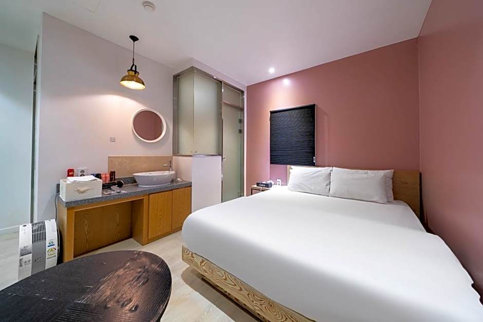 Celint Hotel