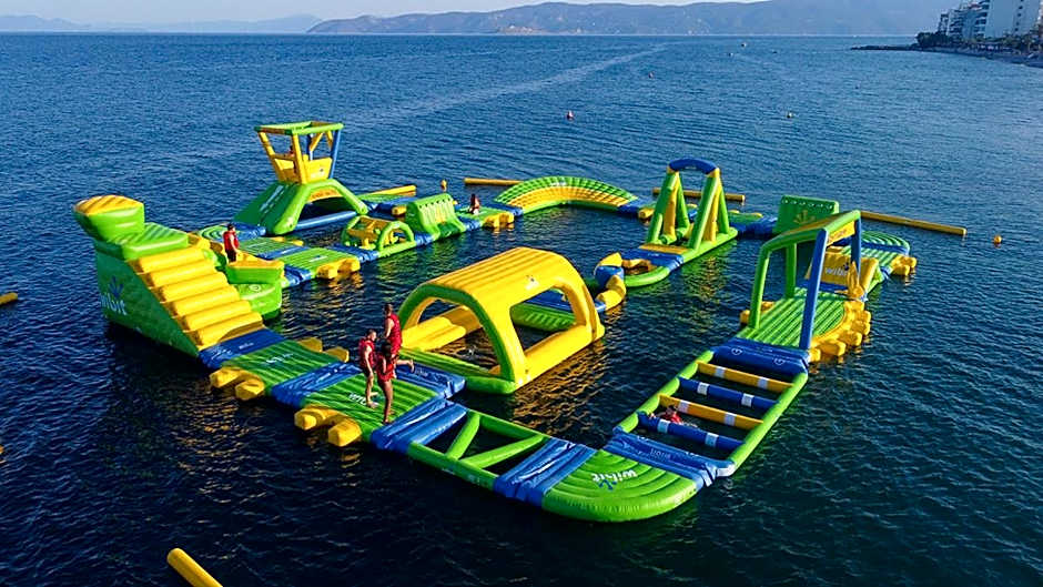 Grand Bleu Beach Resort