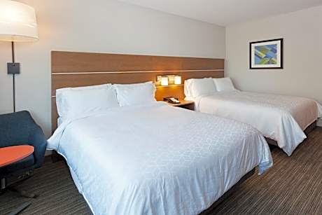 Room with Two Beds - Hearing Accessible - Non-Smoking