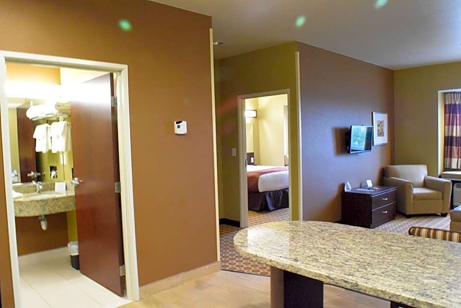 Microtel Inn & Suites By Wyndham Pecos