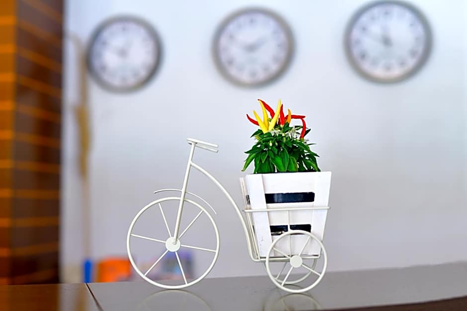 Alekta Hotel - Free Parking