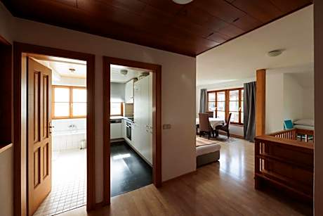 Bungalow with Patio