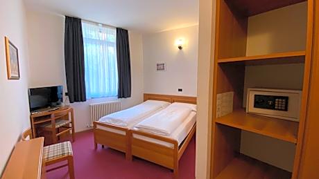 Economy Double or Twin Room