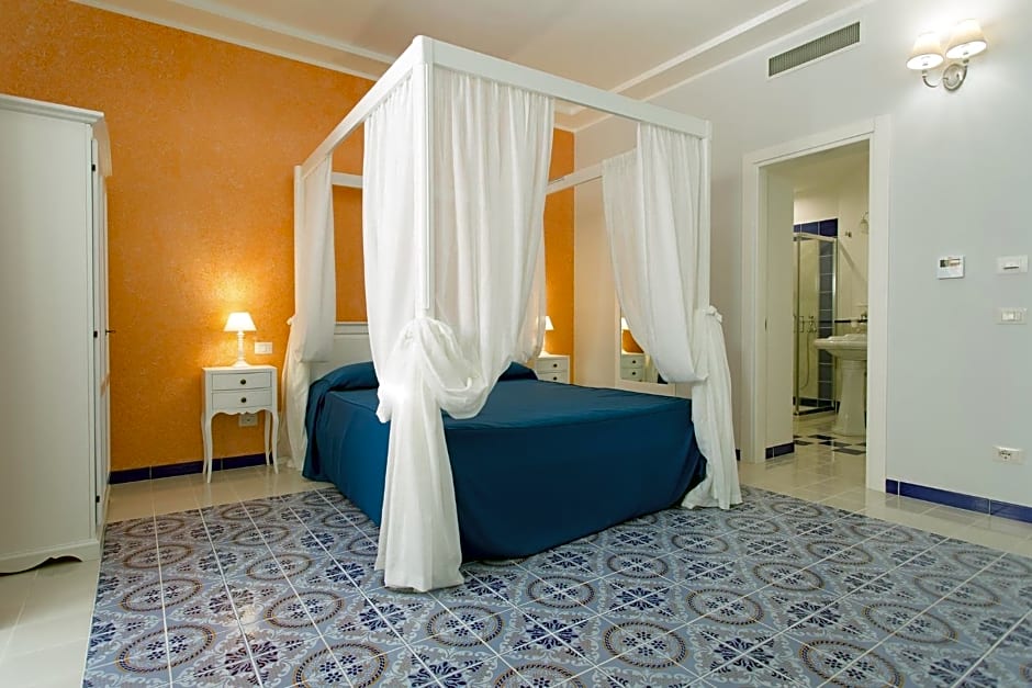 Odysseus Hotel