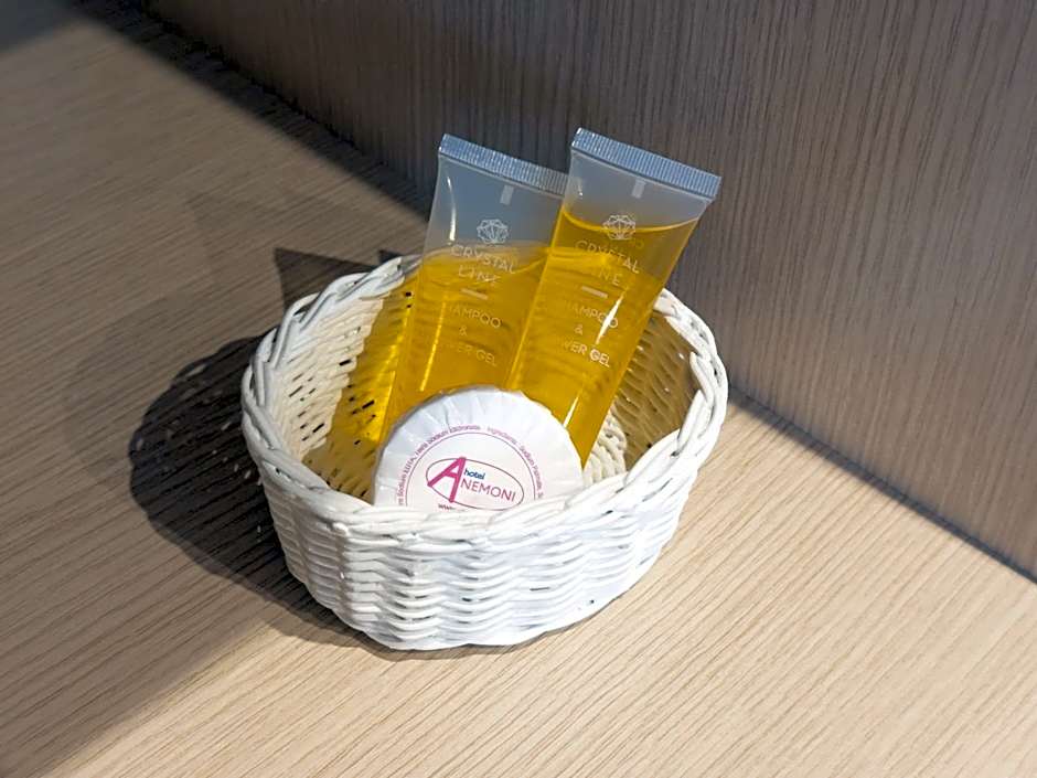 Anemoni Piraeus Hotel