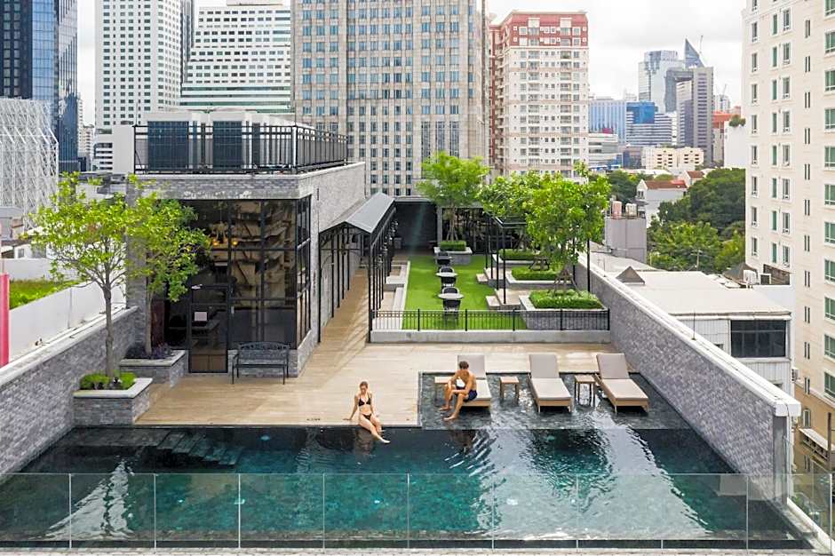 The Coach Hotel Sukhumvit