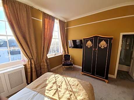 Deluxe Double Room with Shower