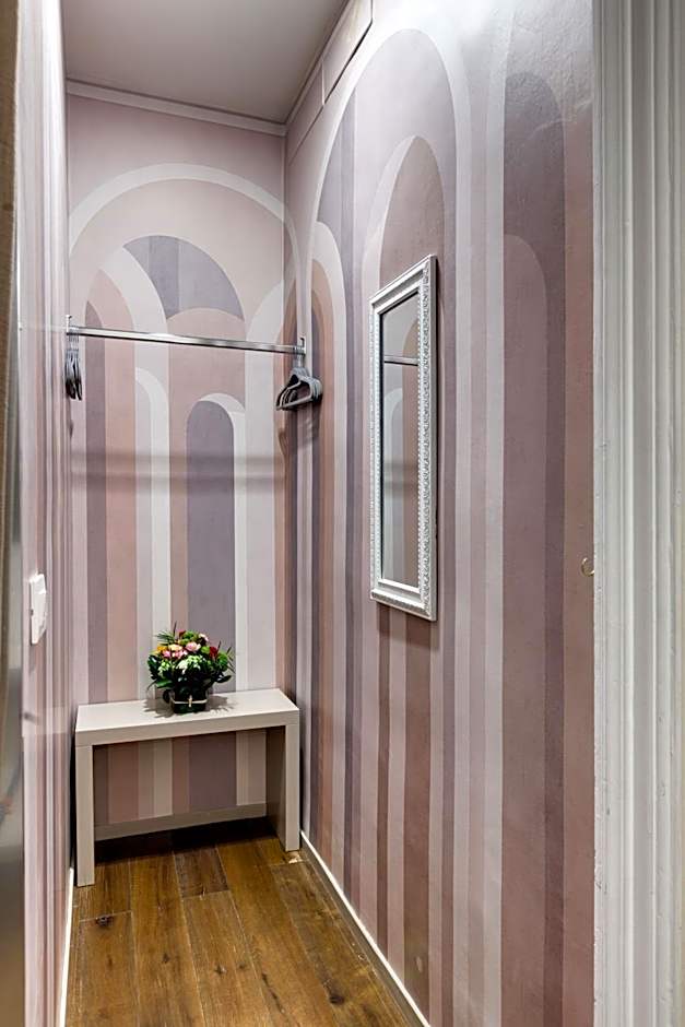 Piazza Farnese Luxury Suites