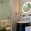Avalon Boutique Hotel & Suites