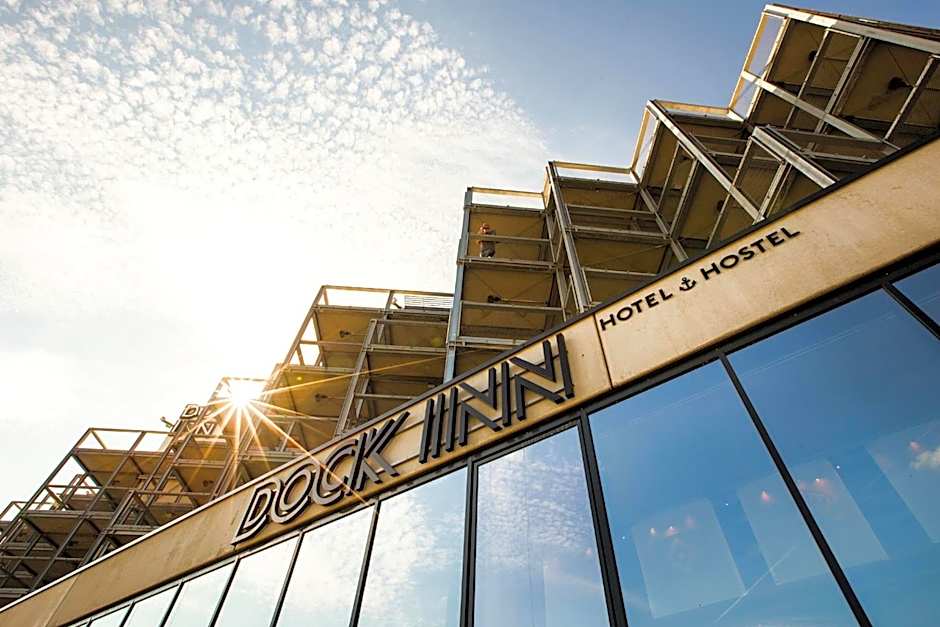 DOCK INN Hostel Warnemünde