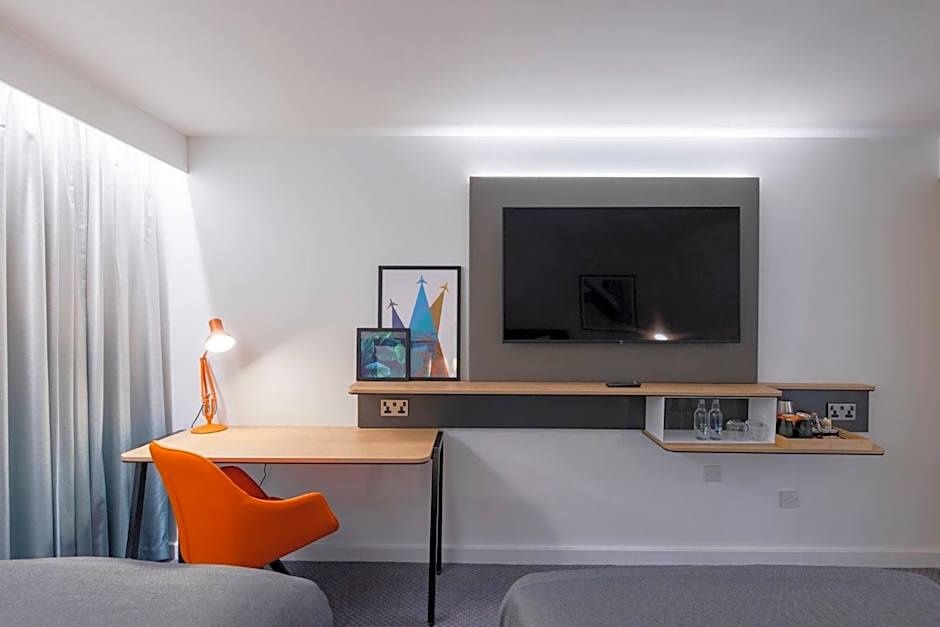 Holiday Inn Bristol Airport By IHG